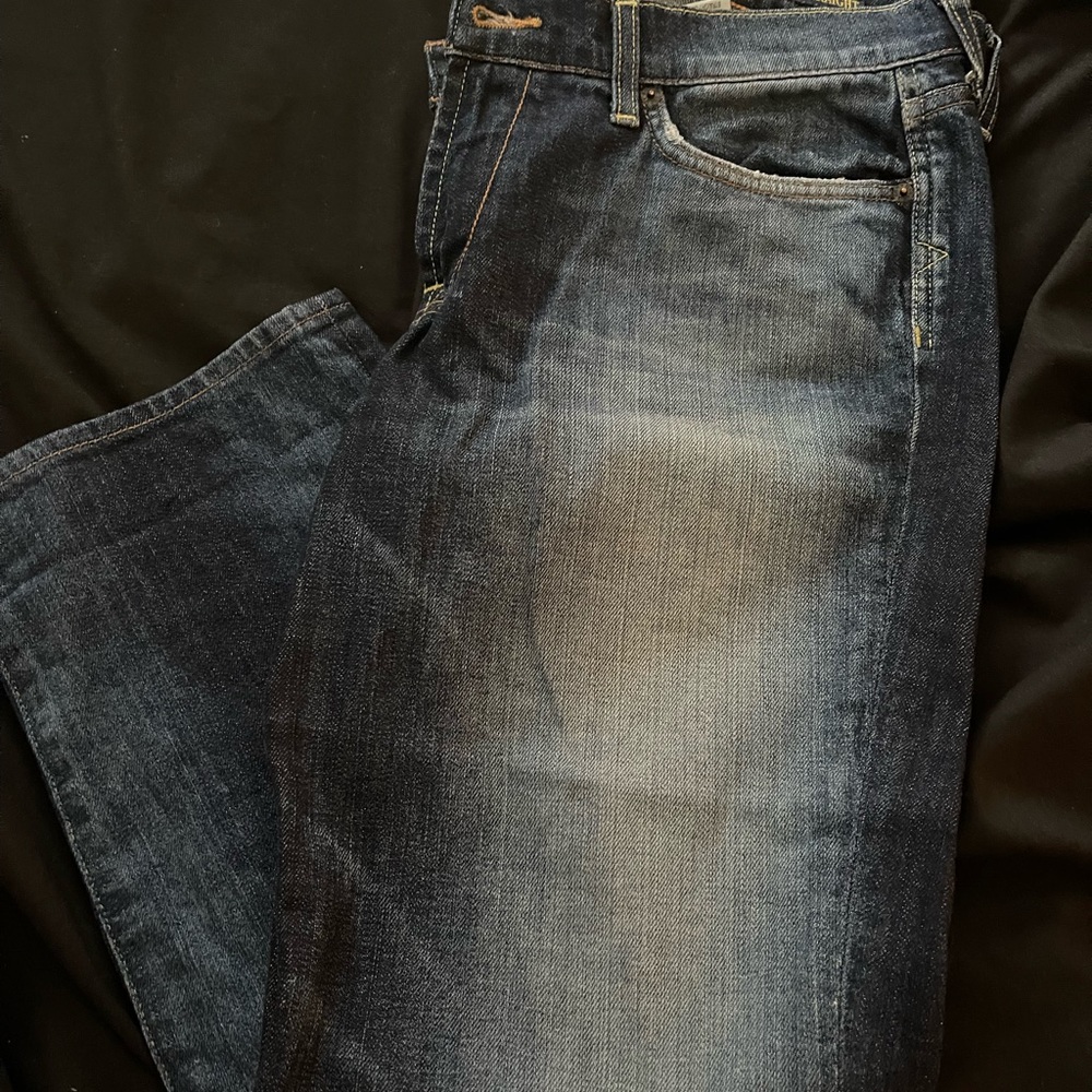 Lucky brand jeans size 14/32…. Sweet n straight style